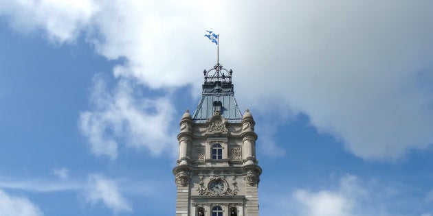 C’est dans sa tenue de représentant du peuple que le député Gabriel Nadeau-Dubois a osé, il y trois semaines, profaner le Serment d'allégeance au roi ou à la reine du Canada.