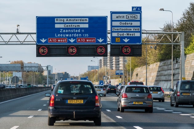 ÎμÏÏεÏνÏαμ: ΤÎÎ»Î¿Ï ÏÏα βενζινοκίνηÏα και ÏεÏÏελαιοκίνηÏα οÏήμαÏα βάζοÏ
ν οι