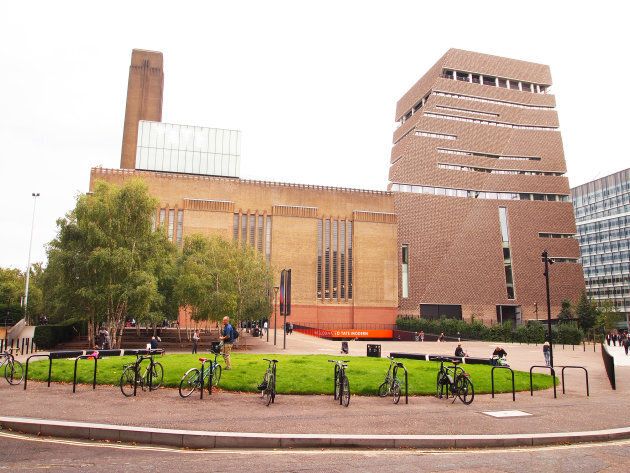 Aménagée dans une ancienne centrale électrique, la Tate Modern de Londres a présenté une grande rétrospective de Giacometti qui prendra bientôt le chemin de Québec (MNBAQ, du 8 février au 13 mai 2018) avant de poursuivre sa route vers New York (musée Solomon R. Guggenheim, du 8 juin au 16 septembre).
