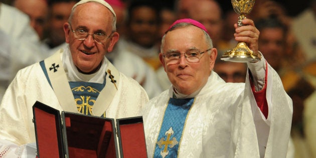 Le pape François 1er et le Mrg Charles Chaput.