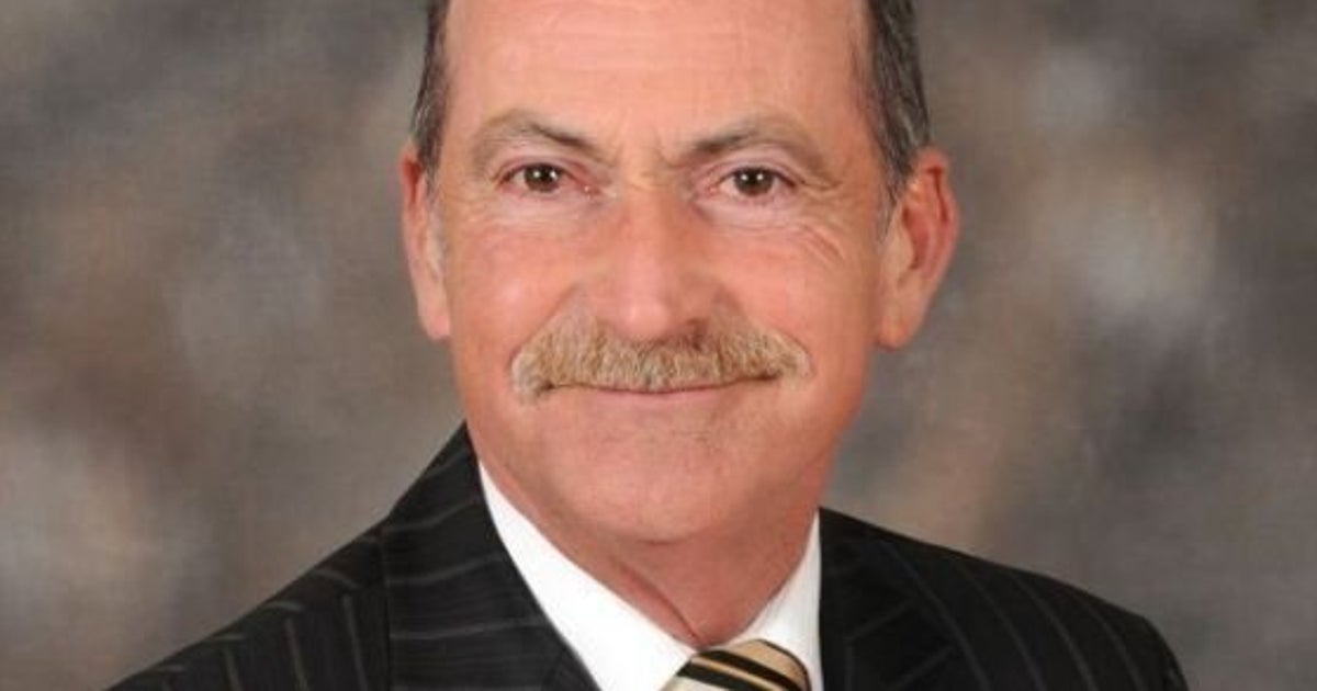 Le maire de SaintRochdel'Achigan accusé d'agression sexuelle contre