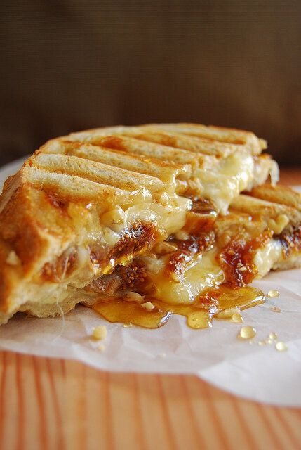 Grilled cheese aux figues