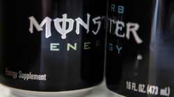 5 femmes poursuivent Monster Energy pour sa culture de travail