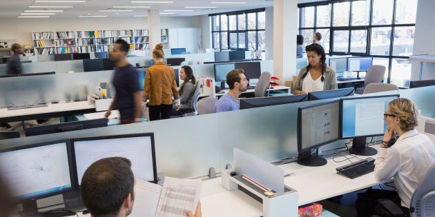 Les services de ressources humaines sont tenus de repenser leurs modèles de rétention pour que leurs employés se stabilisent et n’envisagent pas d’être «hameçonnés» par les concurrents.