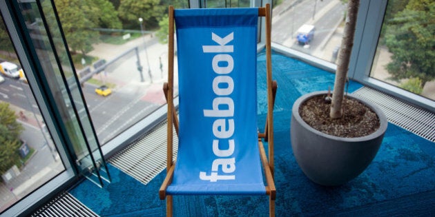 A picture shows the Facebook logo on a beach chair at the Facebook office in Berlin, Germany, August 29, 2016. REUTERS/Stefanie Loos