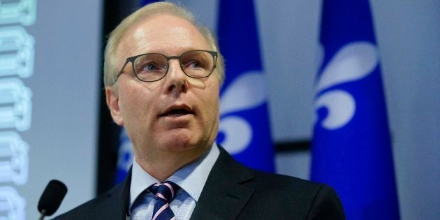 Le chef du PQ a lancé l'idée de construire une clôture, pour ensuite nuancer ses propos.