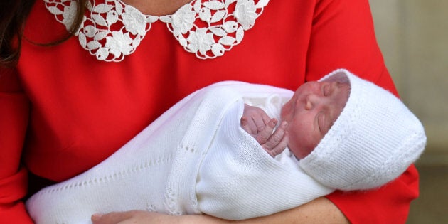 Pourquoi Louis Prenom Francais Du Bebe Royal Va Sans Doute Emouvoir Le Prince Charles Huffpost Null