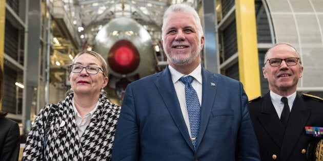 Le premier ministre Philippe Couillard en compagnie de son épouse Suzanne Pilote.