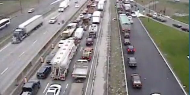 Vue sur l'autoroute 25 direction sud à la hauteur de Sherbrooke, vers 8h mercredi matin.