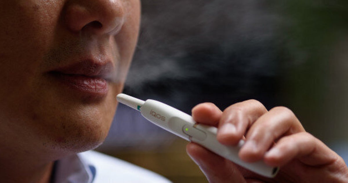 La fumée de cigarette électronique tue un grand nombre de cellules de la bouche HuffPost Vivre