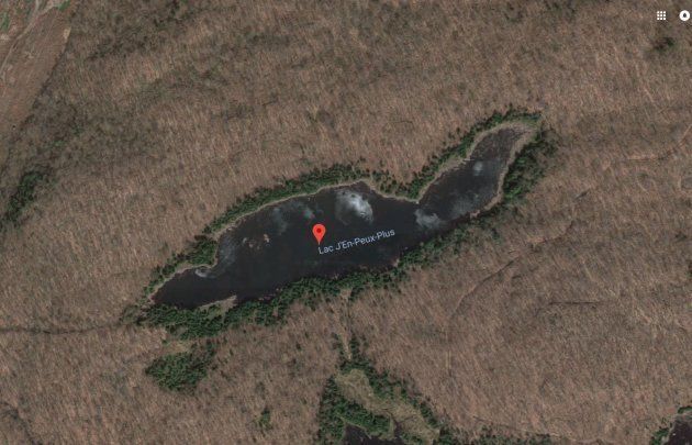 Le lac J'en-Peux-Plus est situé dans la municipalité Montcalm, à une cinquantaine de minutes du Mont Tremblant