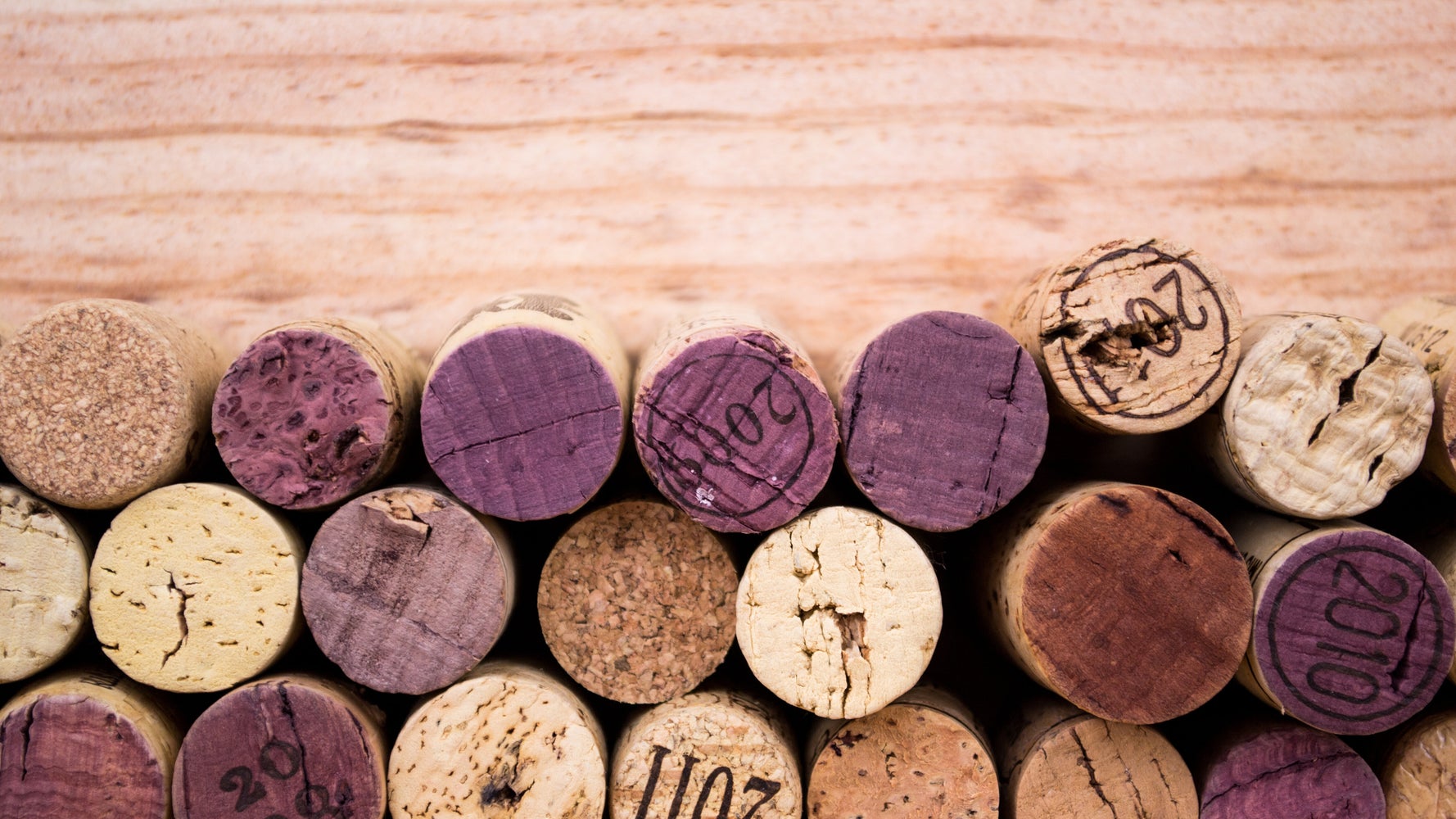 Comment reconnaîton un vin bouchonné? HuffPost Vivre