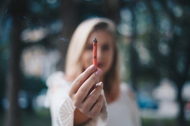 6% des Canadiens qui n'ont jamais consommé de cannabis ou qui n'en ont pas consommé au cours des trois derniers mois se disent susceptibles d'essayer la marijuana ou d'augmenter leur consommation après la légalisation.