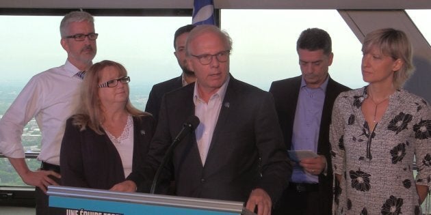 On sent que Jean-François Lisée (centre) et les chefs des autres partis sont déjà en campagne, même si elle n'est pas encore officiellement lancée.