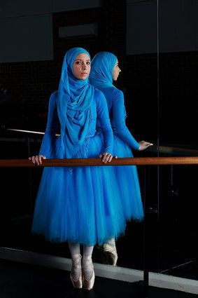 10 photos incroyables de celle qui veut devenir la première ballerine en hijab