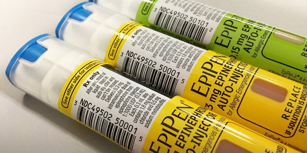 Les EpiPens ne font pas l'objet d'un rappel par Pfizer, mais il est important de vérifier son dispositif.