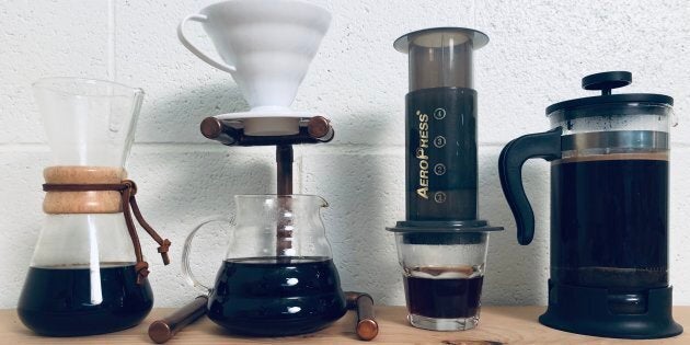 La différence majeure entre l’espresso et le café filtre est la façon dont on traite le grain moulu pour en faire du café.