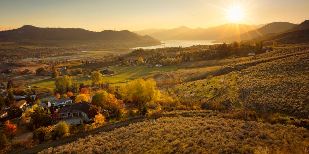 Pour vous aider à vous inspirer pour votre prochain voyage, voici mes suggestions incontournables qui défilent sur la magnifique Route 97, sillonnant lacs et montagnes entre Osoyoos et Kelowna.