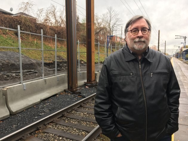 François Pépin, président du conseil d'administration de Trajectoire Québec, à la gare Mont-Royal de la ligne Deux-Montagnes.