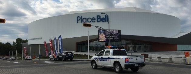 La Place Bell de Laval, inaugurée en 2017, est la pièce maîtresse du nouveau centre-ville de Laval.