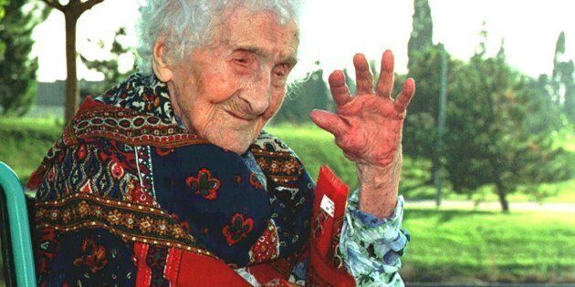 Jeanne Calment photographiée en 1997 à l'âge de 122 ans.