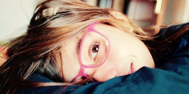 La myopie est un facteur de risque important de pathologies oculaires graves. Elle est devenue épidémique chez les enfants, notamment en raison de leur grand usage des appareils électroniques.