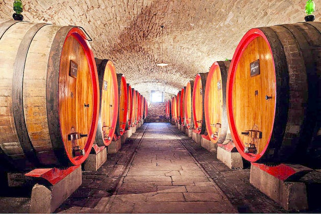 Grands foudres de Chianti Classico en Toscane