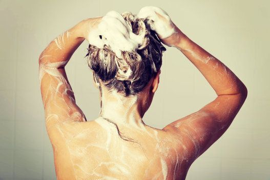 Utilisez du shampooing et du revitalisant volumisant