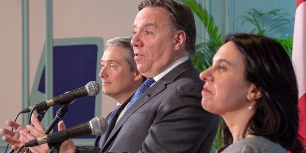 De gauche à droite: le ministre fédéral François-Philippe Champagne, le premier ministre du Québec François Legault et la mairesse de Montréal Valérie Plante.