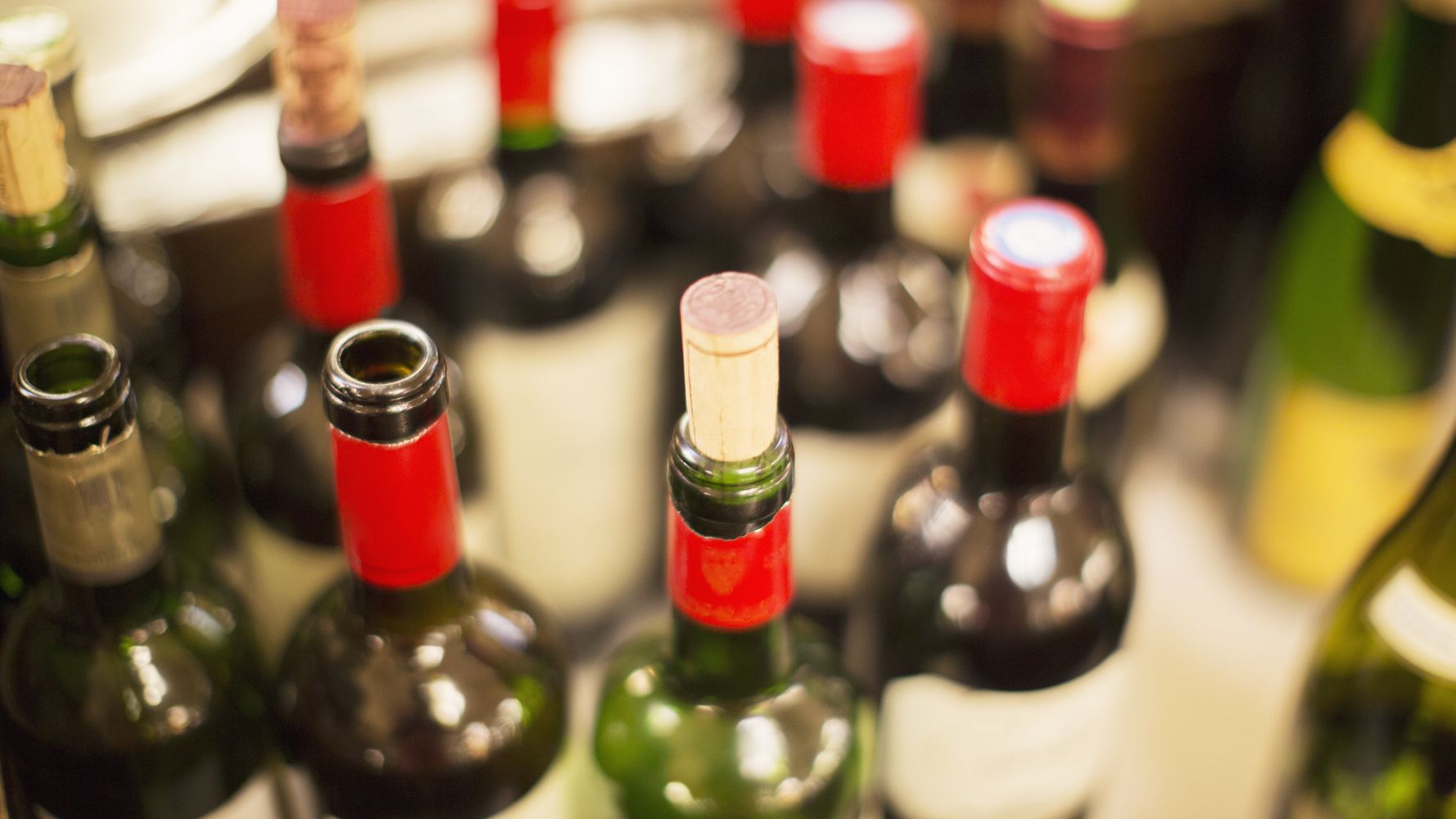 5 DIY pour recycler ses bouteilles de vin vides