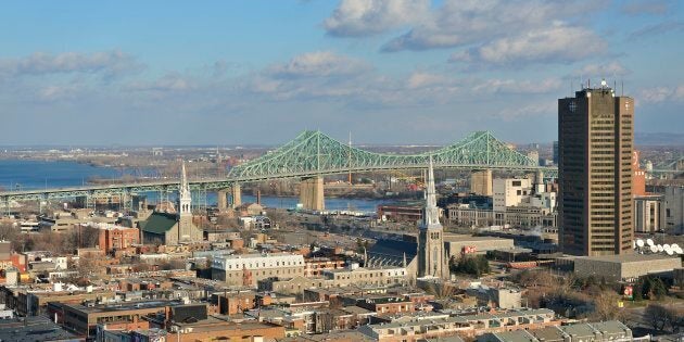 Photo aérienne du Grand Montréal.