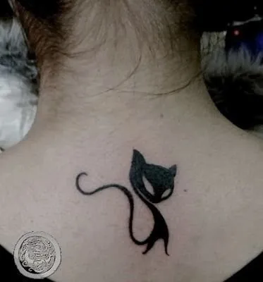 15 Jolis Tatouages De Chat Reperes Sur Pinterest Pour Inspiration Huffpost Quebec Vivre