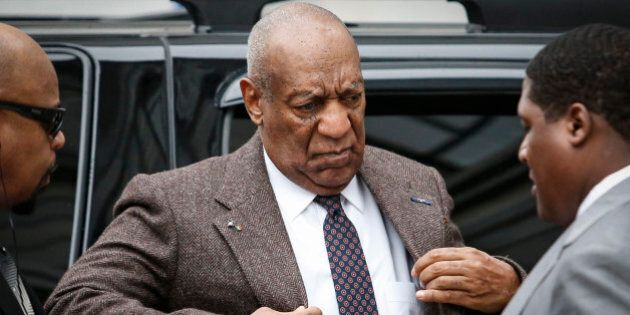 TOPSHOT - Comedian Bill Cosby arrives at the Montgomery County courthouse for pre-trial hearings in the sexual assault case against him in Norristown, Pennsylvania, on February 3, 2016. / AFP / KENA BETANCUR (Photo credit should read KENA BETANCUR/AFP/Getty Images)