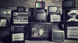 Notre télé, nos jeunes... Il est minuit moins 5...
