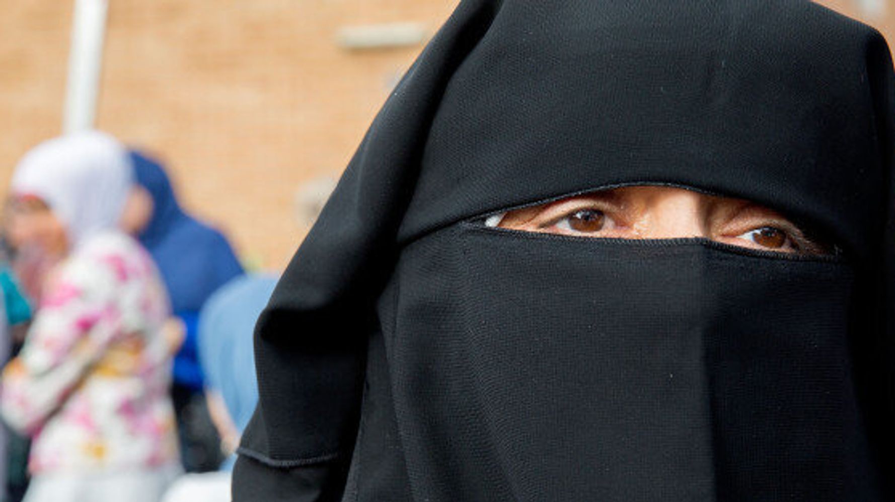  Niqab  v tement symbole  ou p nitencier HuffPost 