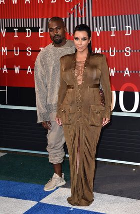 Le tapis rouge avec... Kanye West et Kim Kardashian