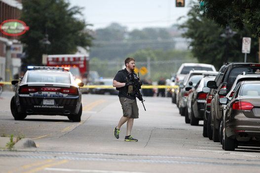 APTOPIX Dallas Police Headquarters Shooting