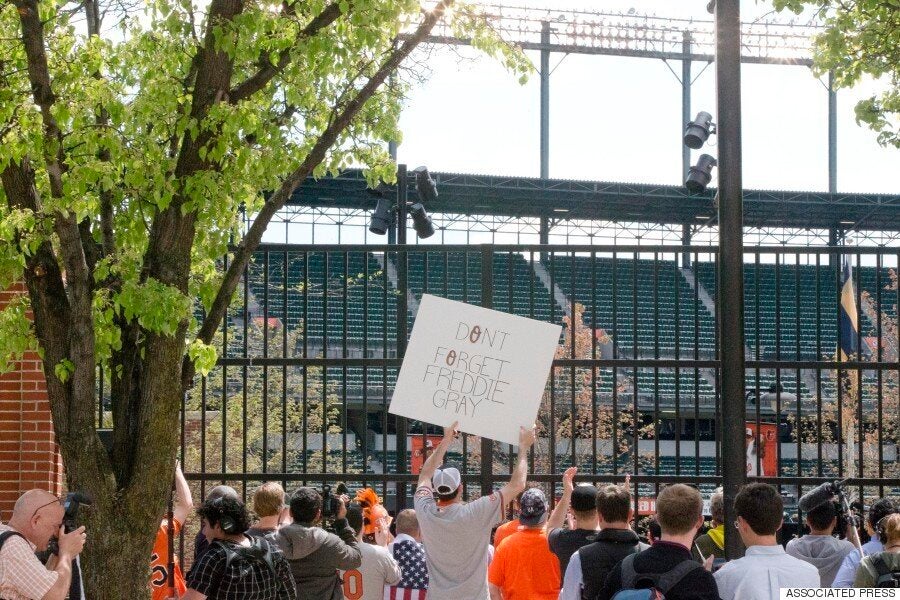 Baltimore : Voici de quoi a l'air un match de baseball professionnel devant zéro spectateur