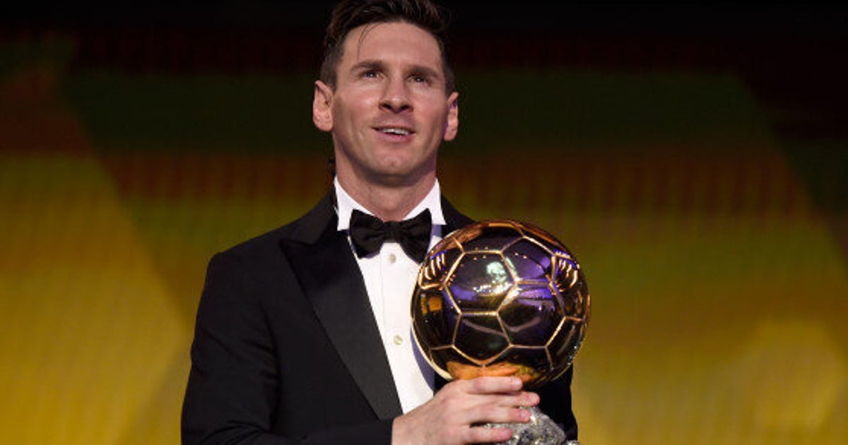 Lionel Messi est sacré Ballon d'Or de la FIFA pour la 5e fois
