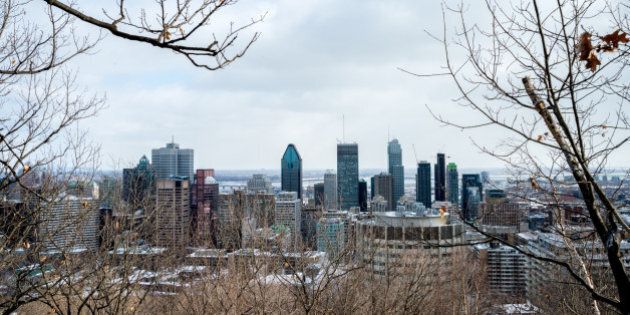 Montreal Skyline from Kondiaronk Belvedere / Mont-Royal in Winter