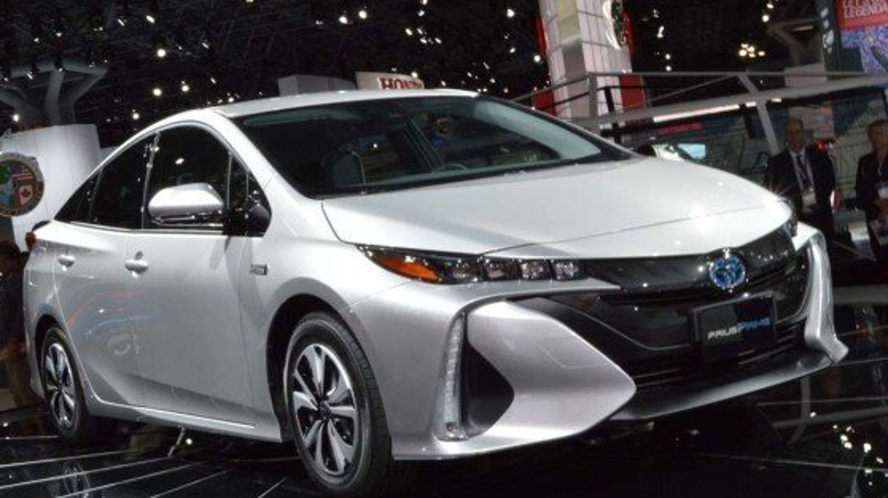 Toyota fait place à nouvelle Prius branchable au salon de NewYork