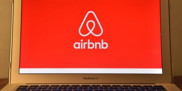 LONDON, ENGLAND - AUGUST 03: The Airbnb logo is displayed on a computer screen on August 3, 2016 in London, England. (Photo by Carl Court/Getty Images)