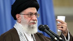 Malgré l'ouverture au tourisme, le peuple iranien reste opprimé par une théocratie