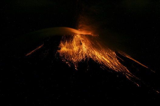 Éruption du volcan Tungurahua en Équateur