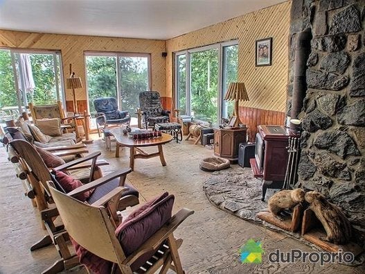 Cette Maison Sur Une Ile Privee Est En Vente Pour 375 000 Proche De La Tuque Huffpost Nouvelles Cette Maison Sur Une Ile Privee Est En Vente Pour 375 000 Proche De La Tuque Huffpost Nouvelles