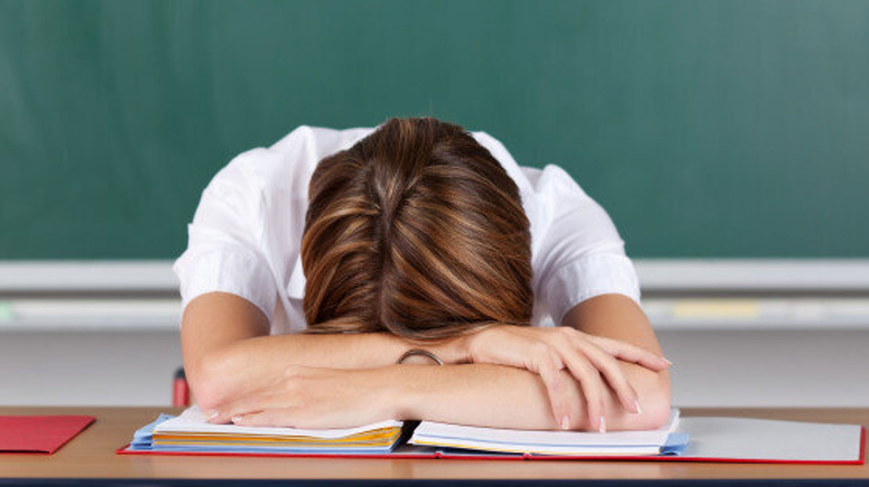 сонливость. нарушение сна. агрессивный школьник. усталость. сон и учеба.