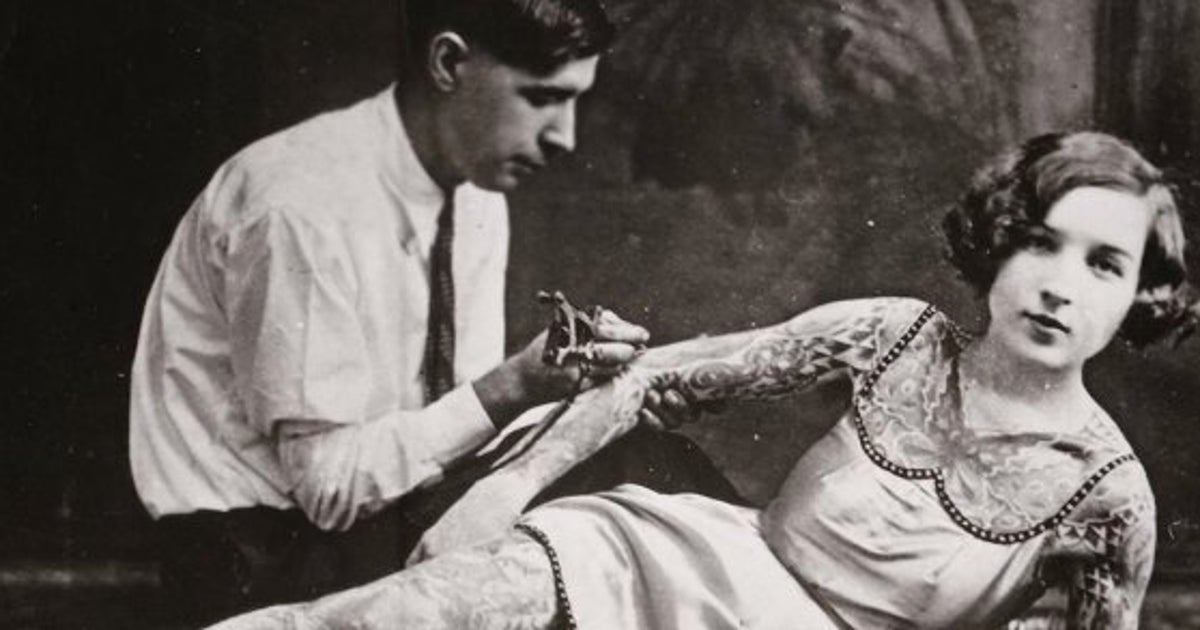 Le livre 100 Years of Tattoos met en vedette la beauté des femmes