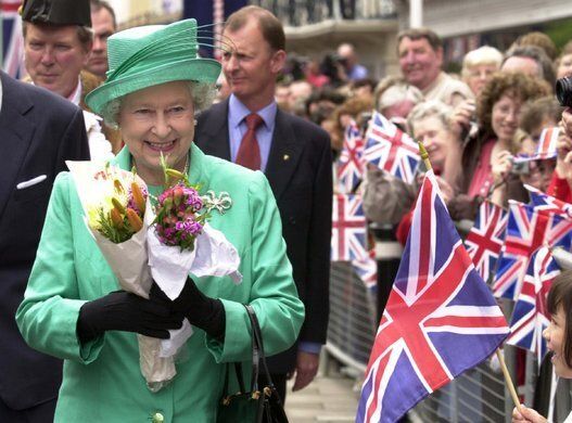 Qui succédera à Elizabeth II?
