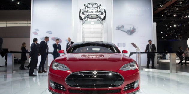 A Tesla Motors Inc. Model S P85D vehicle is displayed at the 2015 North American International Auto Show (NAIAS) in Detroit, Michigan, U.S., on Monday, Jan. 12, 2015. NAIAS is expecting approximately 40-50 global and North American vehicle reveals during the Jan. 12-13 press preview for the show. Photographer: Daniel Acker/Bloomberg via Getty Images