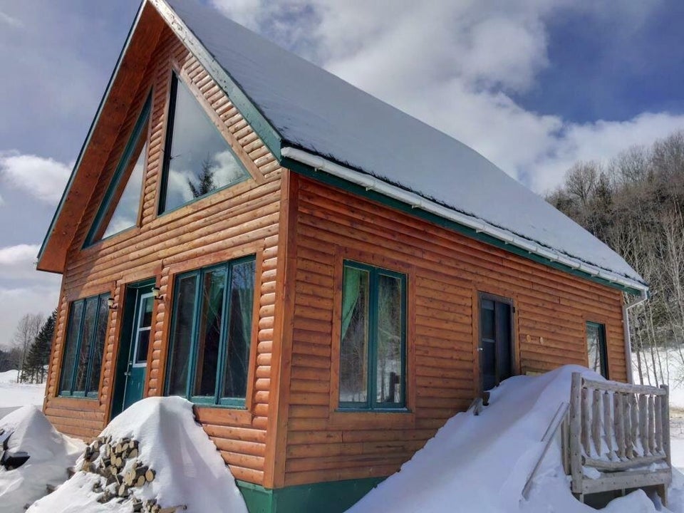 21 chalets à vendre à moins de 100 000 au Québec HuffPost Vivre 21 chalets à vendre à moins de 100 000 au Québec HuffPost Vivre